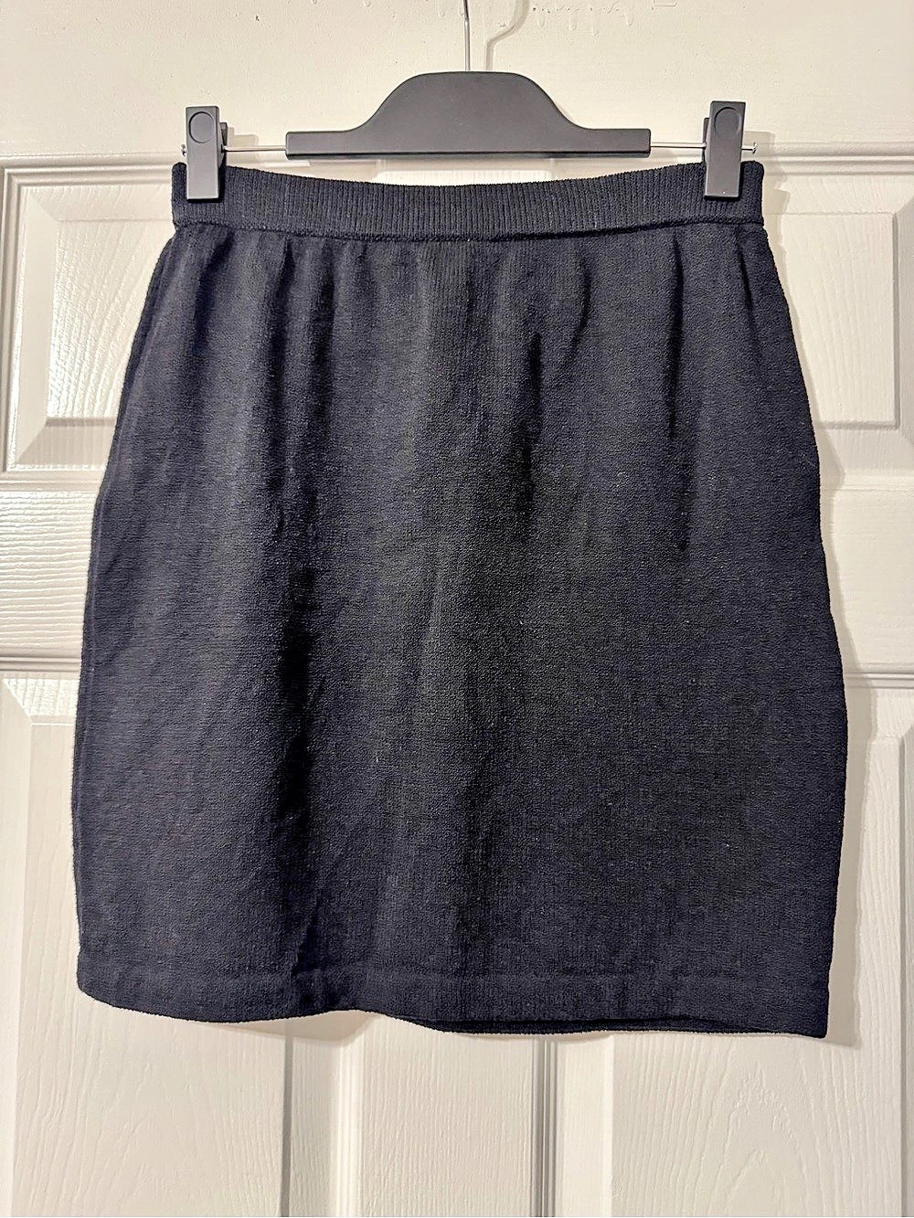 St John Basics Skirt Women’s 4 Black Santana Knit Casual Work Pencil Pull On